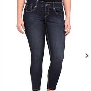 Torrid ankle zip skinnies